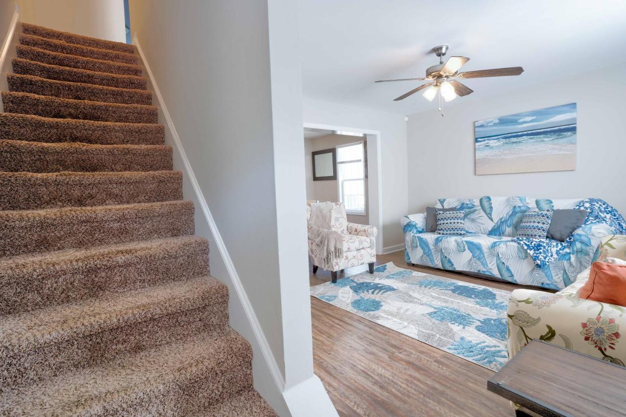Kannapolis Elegant Townhouse - Pet Friendly Exterior photo